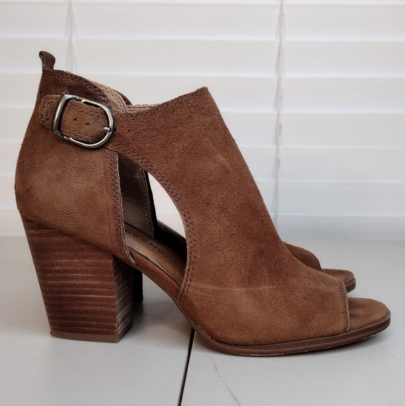 Lucky Brand Oona Brown Suede Leather Open Toe Stacked Heel Ankle Booties Sz 8M - Picture 3 of 16